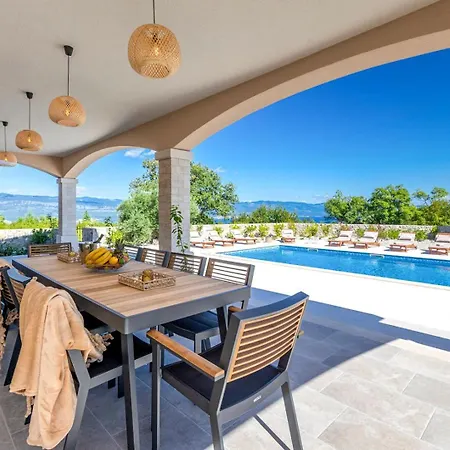 Lutalo Villa