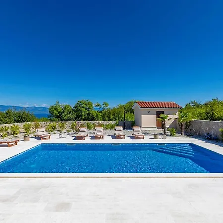 Lutalo Villa *