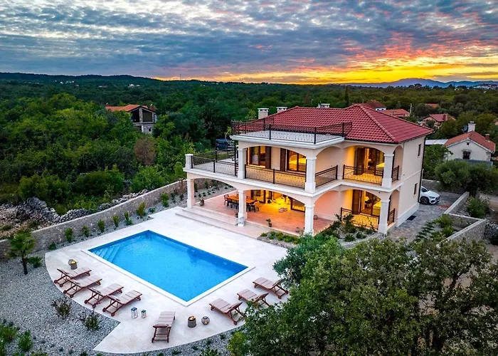Vila Lutalo *